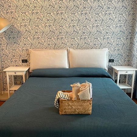 Amelie Apartment Desenzano del Garda Exterior foto