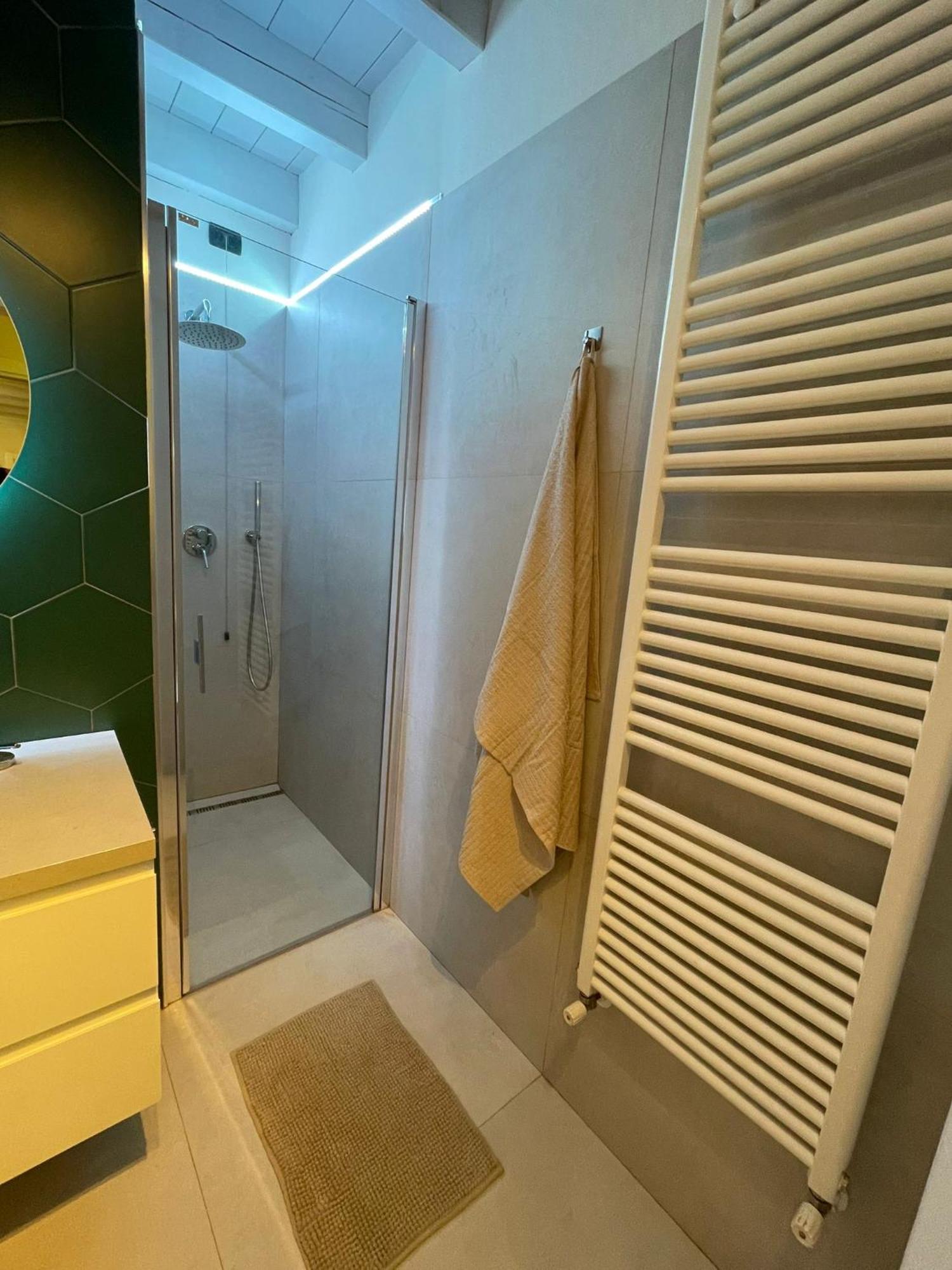 Amelie Apartment Desenzano del Garda Exterior foto